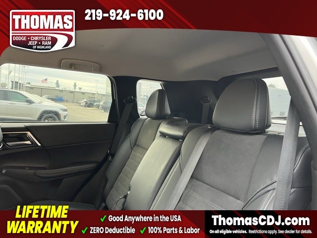 2024 Mitsubishi Outlander SE