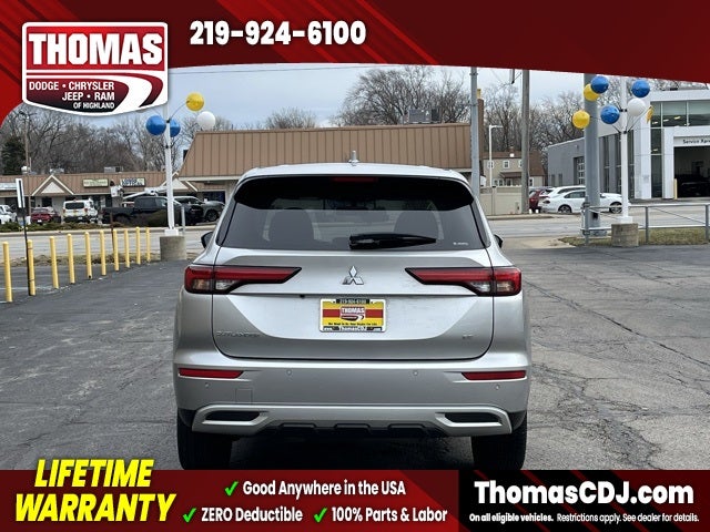 2024 Mitsubishi Outlander SE