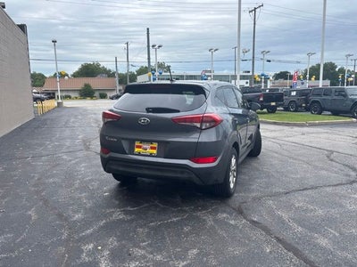 2016 Hyundai Tucson SE