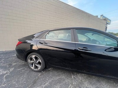 2022 Hyundai Elantra Limited