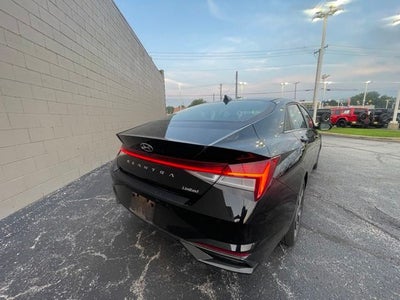 2022 Hyundai Elantra Limited