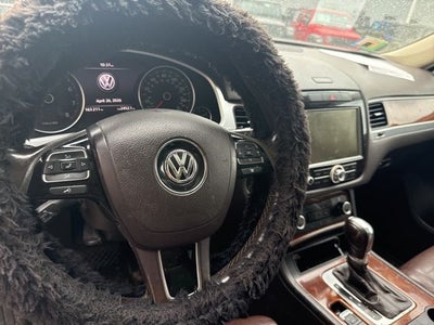 2013 Volkswagen Touareg VR6 FSI Lux