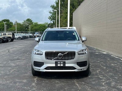 2021 Volvo XC90 T6 Momentum