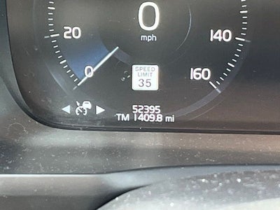 2021 Volvo XC90 T6 Momentum