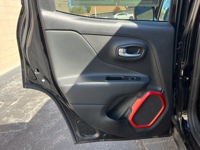 2017 Jeep Renegade Trailhawk