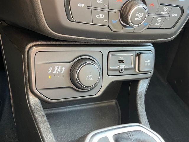 2022 Jeep Renegade Limited - Photo 23
