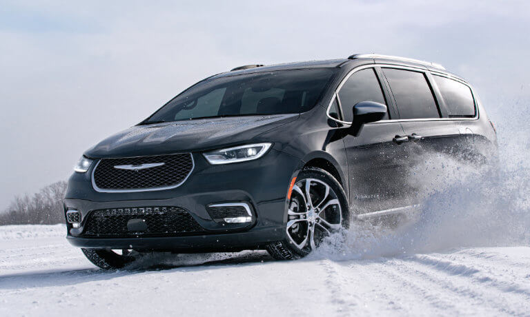 2023 Chrysler Pacifica Exterior Snow