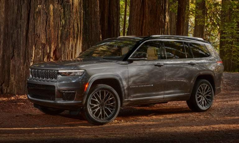 2023 Jeep Grand Cherokee L Exterior Forest
