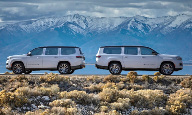 2023 Wagoneer Graond Wagoneer Exterior Two Up L