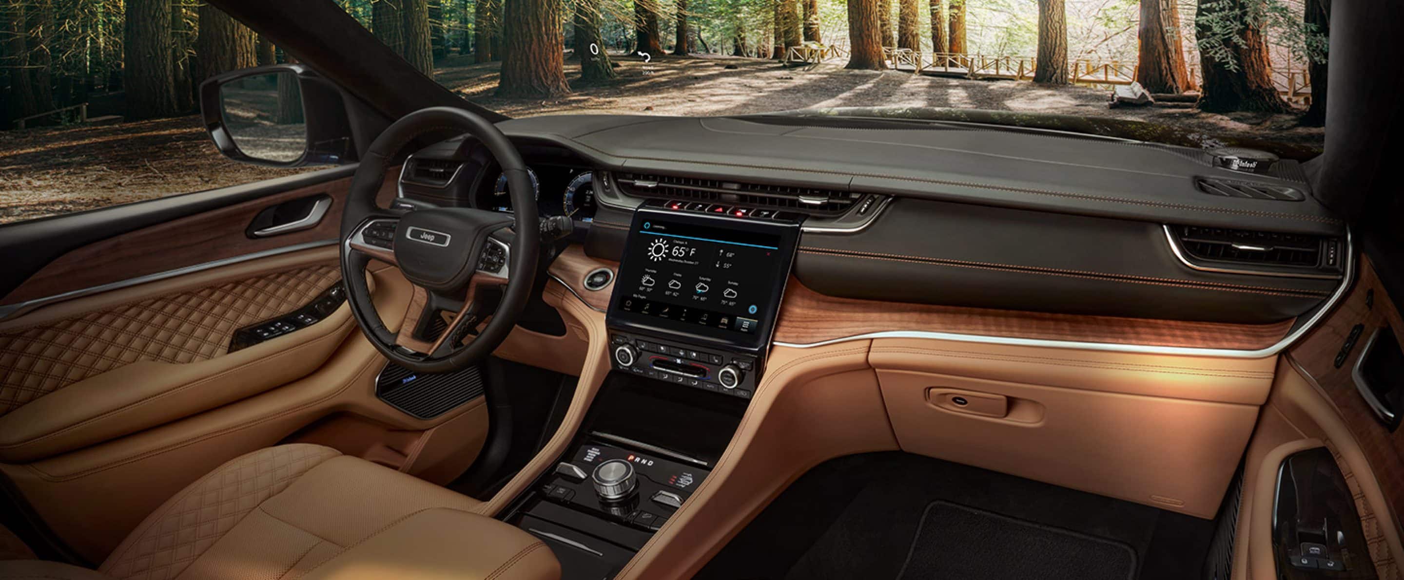 Jeep Grand Cherokee L interior